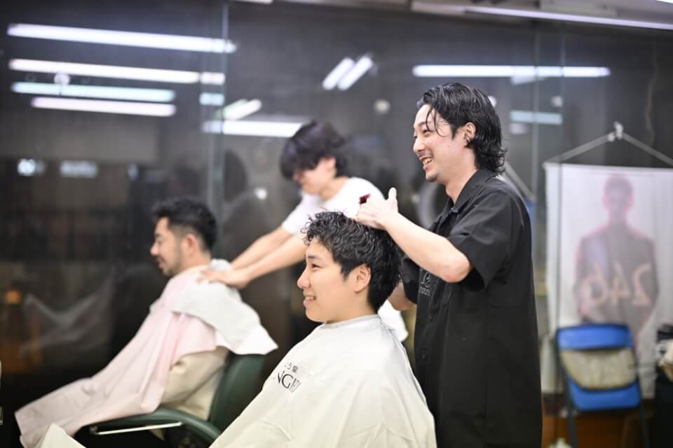 理容室ZANGIRI251大久保店