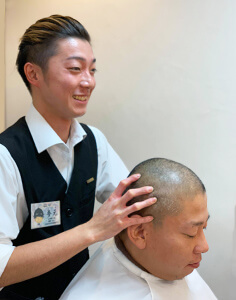 頭皮のマッサージ